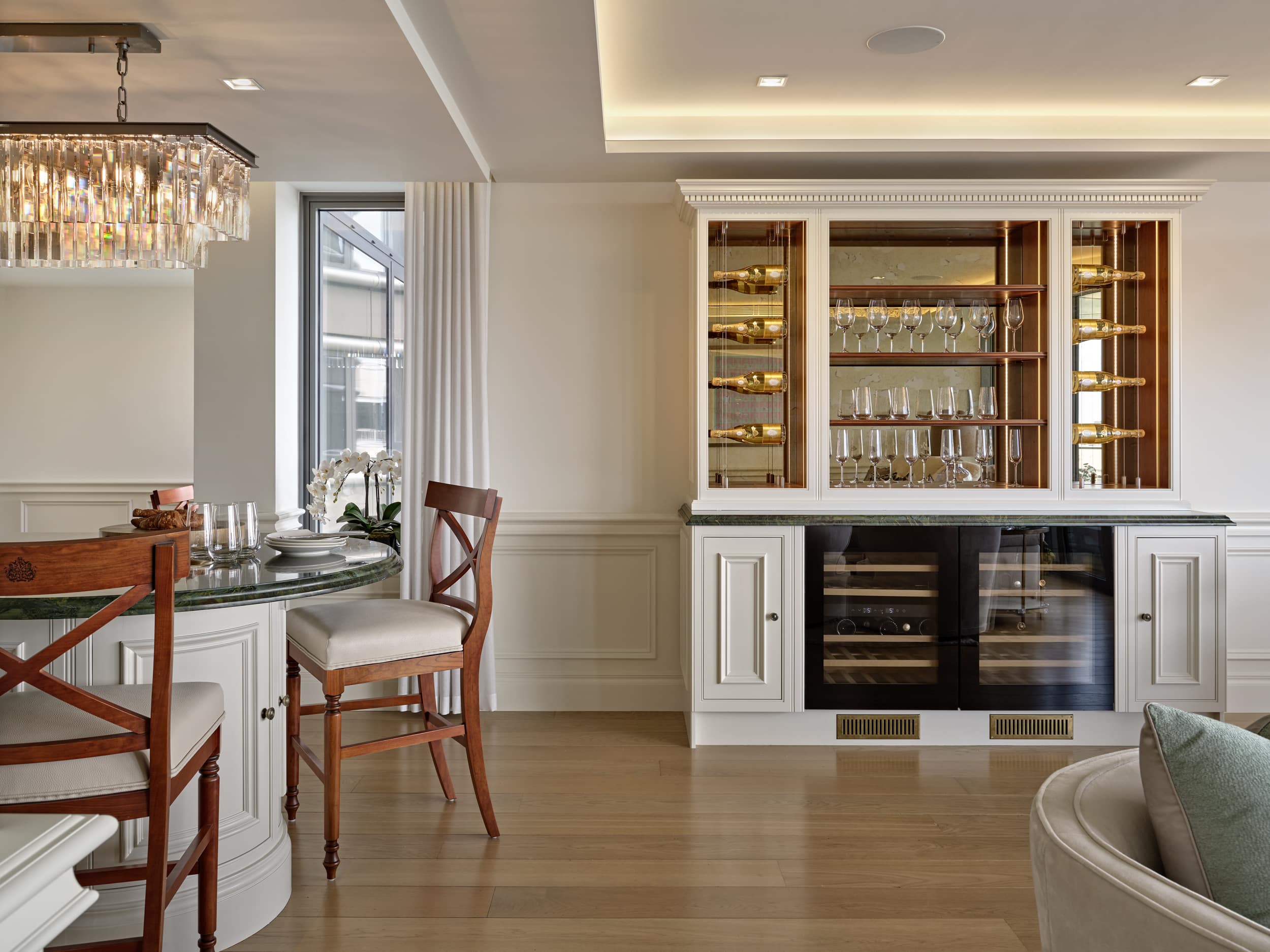 wine-bar-cabinetry