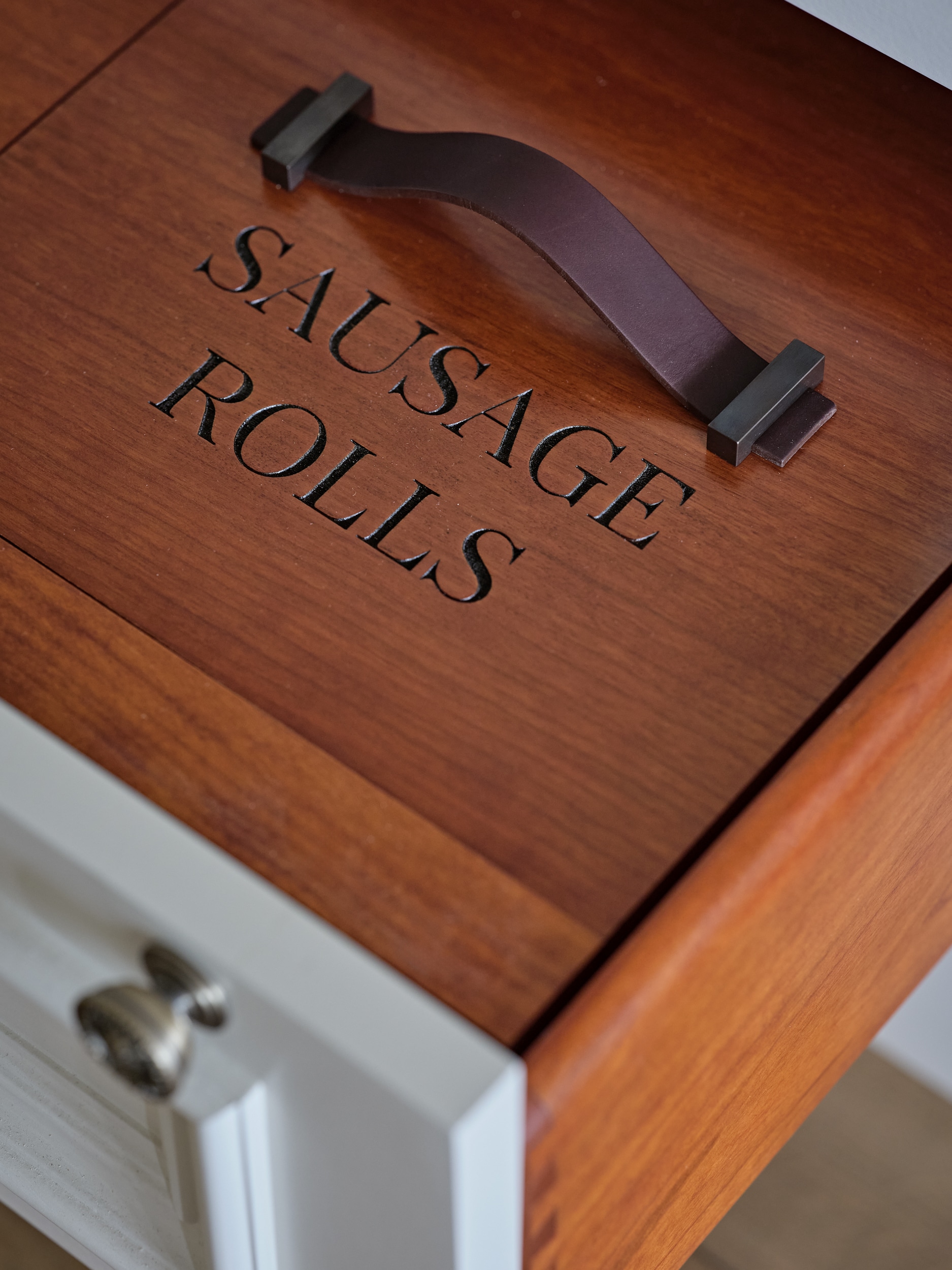bespoke-pantry-drawer